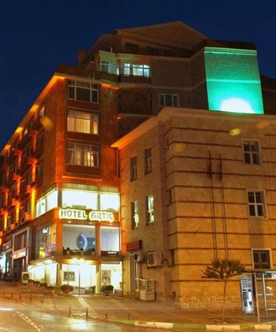 阿迪克酒店 伯萨 外观 照片